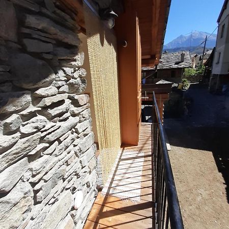 Acero Rosso Villa Champdepraz Exterior photo